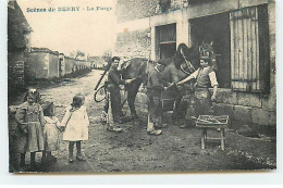 Scènes Du Berry - La Forge - Maréchal Ferrant Travaillant Sur Le Sabot D'un Cheval - Autres & Non Classés