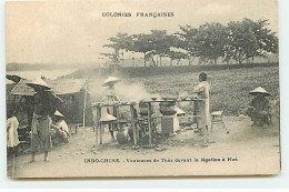 Viêt-Nam - Colonies Françaises - Indo-Chine - Venteuses De Thés Devant La Légation à Hué - Vietnam
