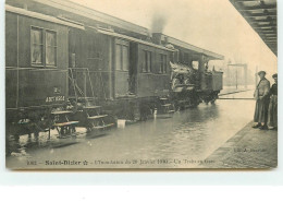 SAINT-DIZIER - L'Inondation Du 20 Janvier 1910 - Un Train En Gare - Saint Dizier