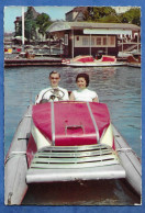 CP Suisse PEDALO FORME VOITURE Auto Couple Passagers (PROTOTYPE ? Style Années 1950 ) ED MD Bateaux - Autres & Non Classés