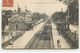 LE VESINET - La Gare - Train - Bahnhof - Le Vésinet