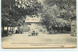 PARIS - Hopital Auxiliaire 213 (Association Des Dames Françaises) - Les Baraques Et Le Parc - Salud, Hospitales