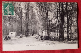 CPA - Forêt De Meudon - Carrefour Des Trois Bornes - Meudon