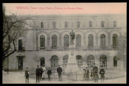 SPAIN - BADAJOZ -Teatro López Ayala Y Estatua De Moreno Nieto(Ed. Joaquin Sánchez López/ Fototipia Thomas) Carte Postale - Theatre