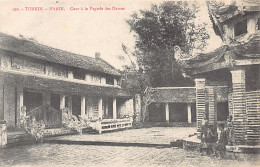 Viet-Nam - HANOÏ - Cour à La Pagode Des Dames - Ed. Imprimeries Réunies De Nancy - Vietnam