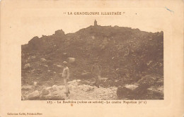 La Guadeloupe Illustrée - La Soufrière (volcan En Activité) - Le Cratère Napoléon (n° 2) - Ed. Caillé 257 - Otros & Sin Clasificación