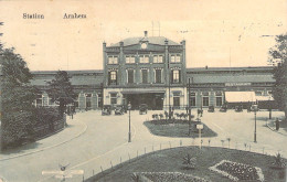 Pays Bas Nederland Le Gare D'Arnhem Station En 1939 - Arnhem