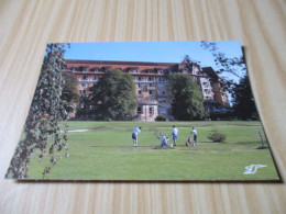 Vittel (88).L'Ermitage Et Le Golf - Carte Animée. - Vittel