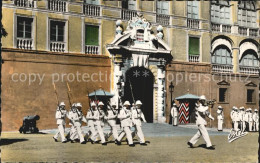 72477669 Monaco La Releve De La Garde Devant L'Entree Du Palais  - Andere & Zonder Classificatie