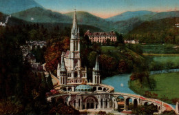 Lourdes - La Basilique Vue Du Château Fort - Lourdes