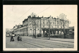 AK Chemnitz, Spaziergänger Vor Dem Hauptbahnhof  - Chemnitz