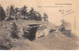 VERTUS - Les Faloises, Entrée De La Grotte - Très Bon état - Vertus