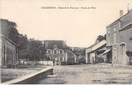 CHALINDREY - Place De La Fontaine - Ecoles De Filles - Très Bon état - Chalindrey