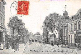 DOUAI - La Rue De Valenciennes - Très Bon état - Douai