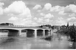 LA CHARITE SUR LOIRE - Le Pont Du Berry - Très Bon état - La Charité Sur Loire