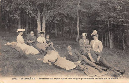 SAINT AGREVE - Touristes Au Repos Après Une Longue Promenade Au Bois De La Rèche - Très Bon état - Saint Agrève