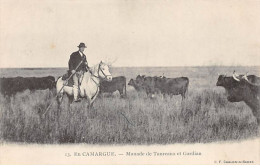 En CAMARGUE - Manade De Taureaux Et Gardian - Très Bon état - Sonstige & Ohne Zuordnung