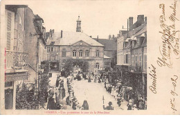 LORMES - Une Procession Le Jour De La Fête Dieu - Très Bon état - Lormes