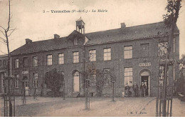 VERMELLES - La Mairie - Très Bon état - Otros & Sin Clasificación