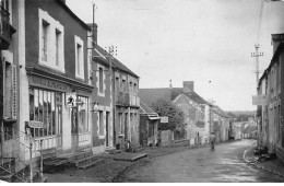 NEUILLY LE VENDIN - Une Rue - Très Bon état - Sonstige & Ohne Zuordnung