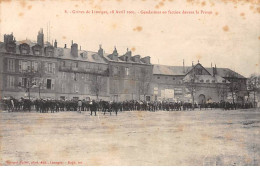 Grèves De LIMOGES 1905 - Gendarmes En Faction Devant La Prison - Très Bon état - Limoges