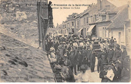 LE CROTOY - Fête Et Procession De La Saint Pierre - Matelot Prtant La Châsse Du Saint - Très Bon état - Le Crotoy