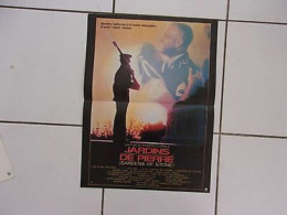 Affiche 51 X 39 Cms Film Détective JARDINS DE PIERRE Coppola James Caan - Affiches