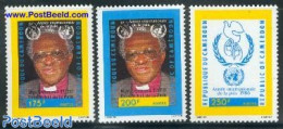 Cameroon 1986 International Year Of Peace 3v, Mint NH, History - Religion - Peace - Religion - Kamerun (1960-...)