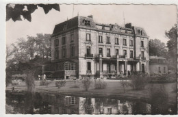 VALENTON - Les Charmilles  9x14 Dentelée Glacée- Carte-Photo  - écrite 1957 Non Timbrée - Valenton