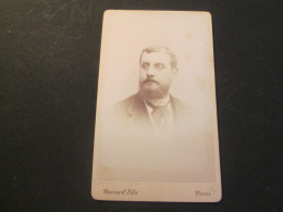 PHOTO CDV Homme A La Barbe Cliche BACARD PARIS  - Anciennes (Av. 1900)