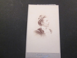 PHOTO CDV Femme De Profil Cliche L BRUANT  - Anciennes (Av. 1900)