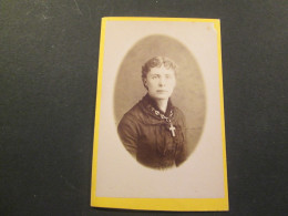 PHOTO CDV Femme A La Croix Cliche J BARCO NANCY - Old (before 1900)