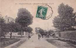 C18-95) FRANCONVILLE - CHAUSSEE JULES CESAR - VOITURE ATTELEE - HABITANTS - Franconville