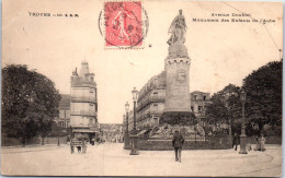 10 TROYES Carte Postale Ancienne [REF 49768] - Andere & Zonder Classificatie