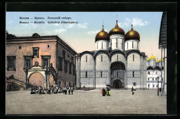 AK Moscou, Kremlin, Cathédral D`Assomption  - Russia