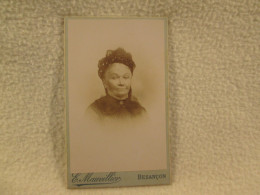 PHOTO CDV - Femme Ageecliche E MAUVILLIER BESANCON  REF/PH235 - Anciennes (Av. 1900)