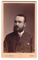 Fotografie Julius Ortgies Jr., Bremen, Am Wall 116, Elegant Gekleideter Herr Mit Vollbart  - Anonymous Persons