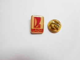 Beau Pin's , Logo  Auto Lada , Réseau Poch - Other & Unclassified