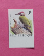 Timbre Non Dentelé Oiseaux De Buzin Pic-vert Bord De Feuille Inférieur - 1981-2000