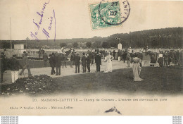 MAISONS LAFFITTE  CHAMP DE COURSES L'ENTREE DES CHEVAUX EN PISTE - Maisons-Laffitte