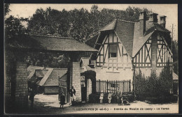 CPA Luzarches, Entrée Du Moulin De Lassy, Le Haras  - Luzarches