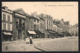 CPA Pontoise, Place Du Petit Martroy  - Pontoise