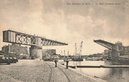 E228 Port Militaire De Brest Le Pont Tournant - Brest