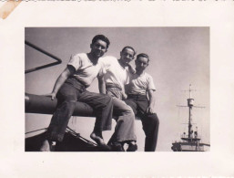 Photo Originale - Militaria - 1948 - Marine - TOULON - Les Electriciens A Bord Du Porte Avions "Bearn" - Krieg, Militär