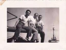 Photo Originale - Militaria - 1948 - Marine - TOULON - Les Electriciens A Bord Du Porte Avions "Bearn" - Guerre, Militaire