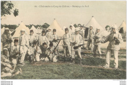 INFANTERIE  AU CAMP DE CHALONS  NETTOYAGE DU FUSIL - Manoeuvres