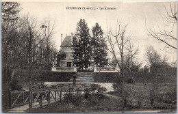 91 DOURDAN  Carte Postale Ancienne [REF 54972] - Autres & Non Classés