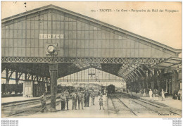 TROYES LA GARE PERSPECTIVE DU HALL DES VOYAGEURS - Troyes