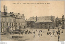 CHARLEVILLE PLACE CARNOT HOTEL DES POSTES ET PALAIS DE JUSTICE - Charleville