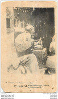 RARE PORT SAID UN CISELEUR SUR CUIVRE A COPPERSMITH - Port-Saïd